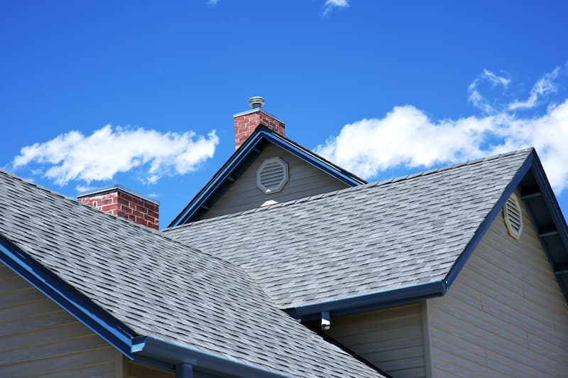 How Professional Roof Cleaning Can Enhance Your Curb Appeal