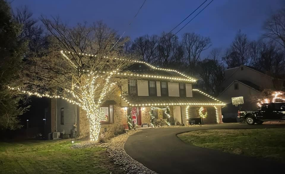 Xmas light installation